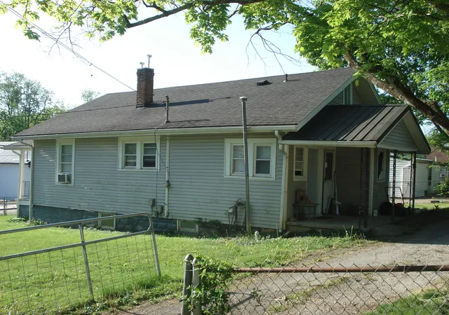 Photo 2 of Single family home for sale at 115 2nd Street, Cynthiana, KY 41031 | MLS# 26020076 | Listing updated on 2026-07-28