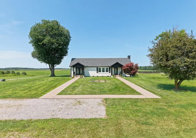 Photo 1 of Single family home for sale at 1470 N State Route 93, Kuttawa, KY 42055 | MLS# 26020409 | Listing updated on 2026-08-03