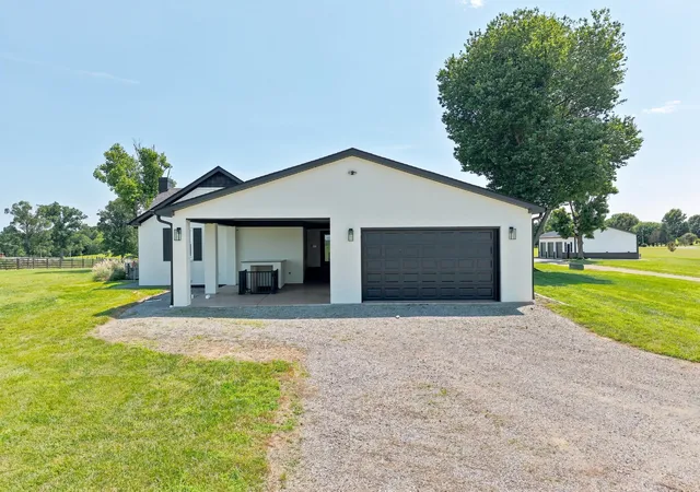 Photo 4 of Single family home for sale at 1470 N State Route 93, Kuttawa, KY 42055 | MLS# 26020409 | Listing updated on 2026-08-03