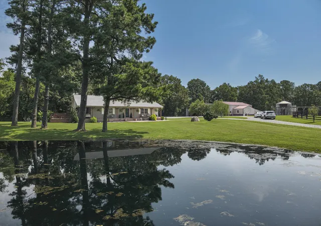 Photo 3 of Single family home for sale at 214 Boone Hl Rd, Benton, KY 42025 | MLS# 26020204 | Listing updated on 2026-08-31