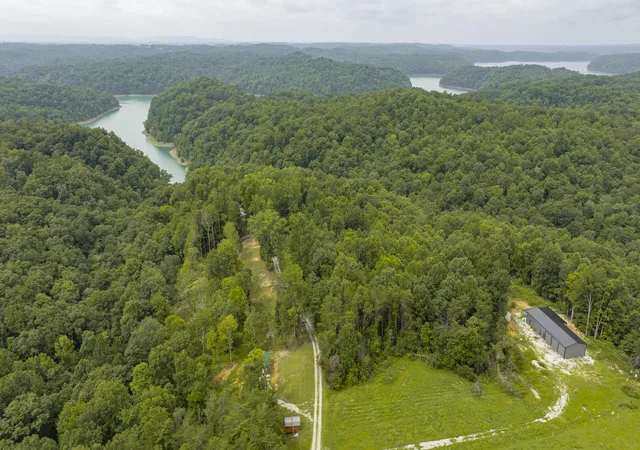 Photo 3 of Single family home for sale at 439 Lakepoint View Rd, Monticello, KY 42633 | MLS# 26020139 | Listing updated on 2026-07-28