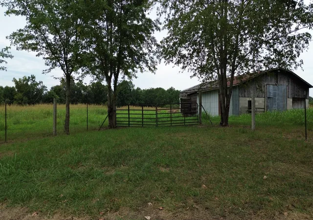Photo 2 of Sale Pending at 1158 Acres Lee Bob Carter Rd, Columbia, KY 42728 | MLS# 26023439 | Listing updated on 2026-09-13
