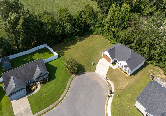 Photo 4 of Land for sale at 1826 S Doran Rd, Murray, KY 42071 | MLS# 26021882 | Listing updated on 2026-09-13