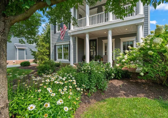 Photo 2 of Single family home for sale at 1988 General Warfield Way, Lexington, KY 40505 | MLS# 26020142 | Listing updated on 2026-10-13