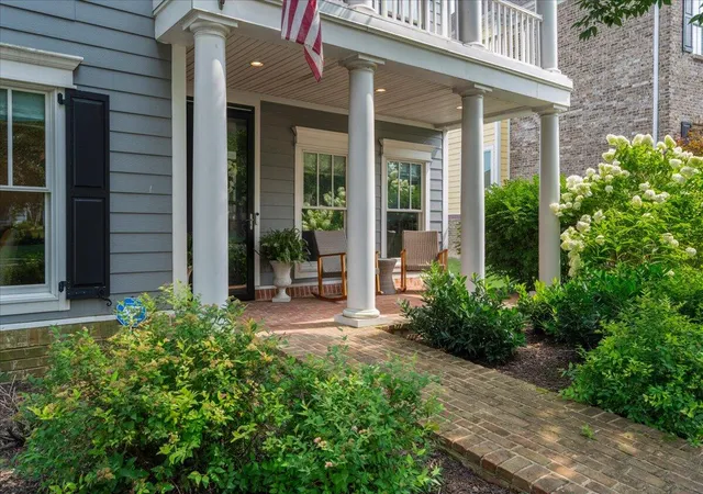 Photo 3 of Single family home for sale at 1988 General Warfield Way, Lexington, KY 40505 | MLS# 26020142 | Listing updated on 2026-10-13