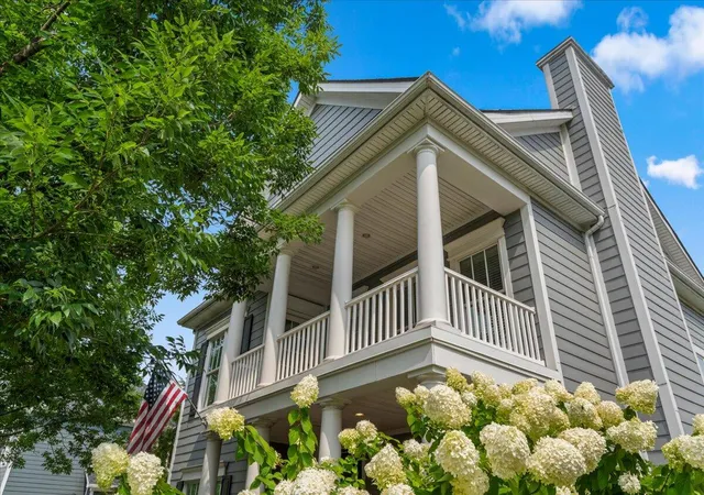 Photo 3 of Single family home for sale at 1988 General Warfield Way, Lexington, KY 40505 | MLS# 26020142 | Listing updated on 2026-10-13