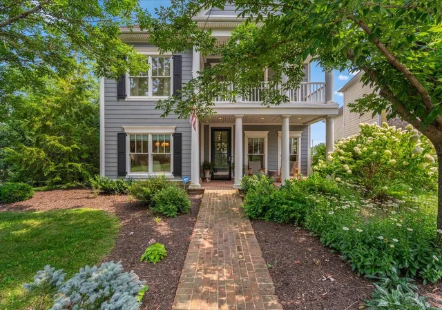 Photo 4 of Single family home for sale at 1988 General Warfield Way, Lexington, KY 40505 | MLS# 26020142 | Listing updated on 2026-10-13