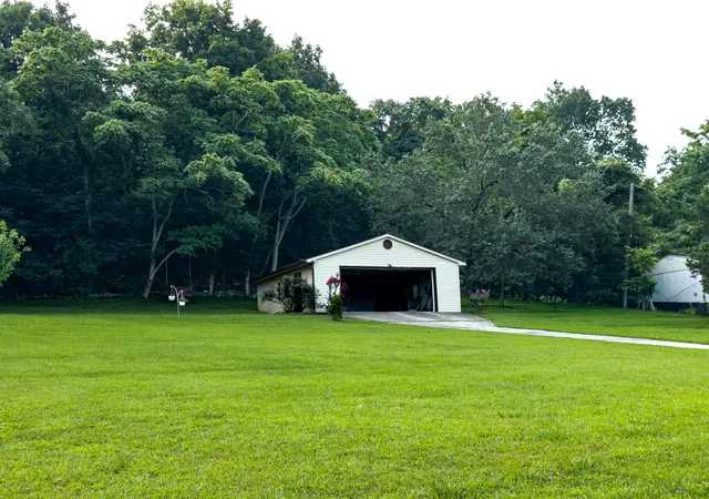 Photo 3 of Sale Pending at 186 Hancock Subdivision, Monticello, KY 42633 | MLS# 26020157 | Listing updated on 2026-09-11