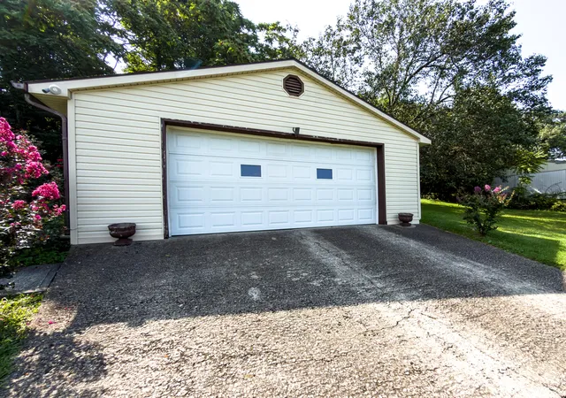 Photo 4 of Sale Pending at 186 Hancock Subdivision, Monticello, KY 42633 | MLS# 26020157 | Listing updated on 2026-09-11
