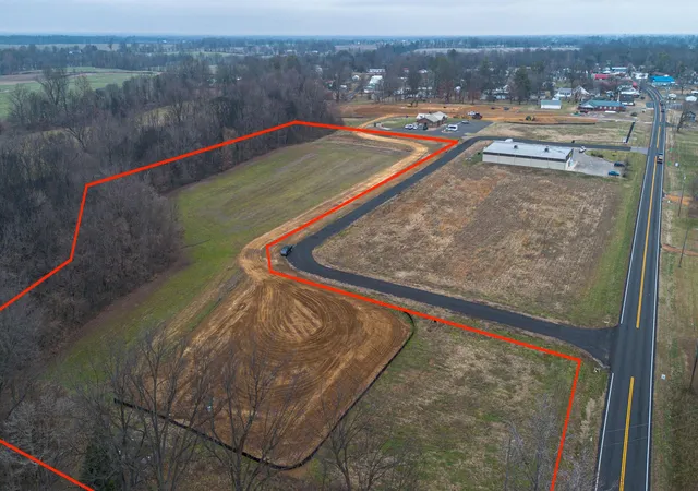 Photo 1 of Land for sale at Lot B Barlow Rd, Barlow, KY 42024 | MLS# 26021527 | Listing updated on 2026-09-09