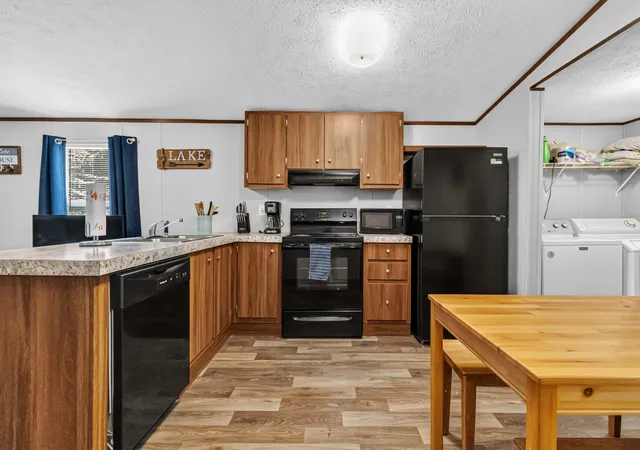 Photo 3 of Single family home for sale at 566 Cherokee Trl, Nancy, KY 42544 | MLS# 26020649 | Listing updated on 2026-10-02