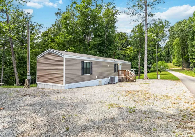 Photo 2 of Single family home for sale at 566 Cherokee Trl, Nancy, KY 42544 | MLS# 26020649 | Listing updated on 2026-08-22