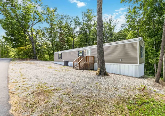 Photo 3 of Single family home for sale at 566 Cherokee Trl, Nancy, KY 42544 | MLS# 26020649 | Listing updated on 2026-08-22