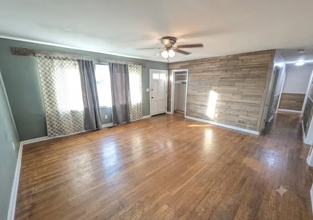 Photo 2 of Single family home for sale at 59 Hillcrest Dr, Winchester, KY 40391 | MLS# 26020680 | Listing updated on 2026-09-29