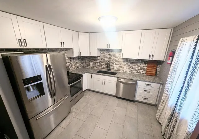 Photo 3 of Single family home for sale at 59 Hillcrest Dr, Winchester, KY 40391 | MLS# 26020680 | Listing updated on 2026-09-29