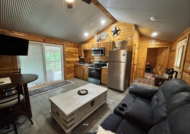 Photo 2 of Single family home for sale at 100 Orchard Rd, Stanton, KY 40380 | MLS# 26020176 | Listing updated on 2026-07-29