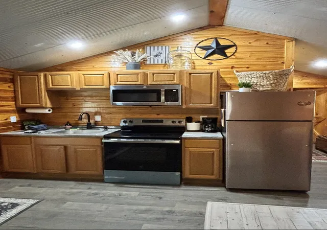 Photo 3 of Single family home for sale at 100 Orchard Rd, Stanton, KY 40380 | MLS# 26020176 | Listing updated on 2026-07-29