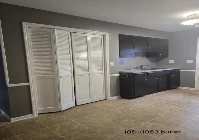 Listing Photo 3 - Condo for sale in building located at 1051-1053 Butler Dr, Danville, KY 40422