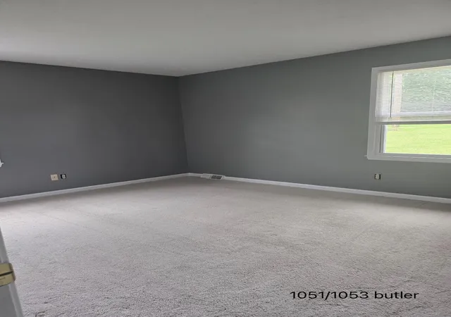 Listing Photo 5 - Condo for sale in building located at 1051-1053 Butler Dr, Danville, KY 40422