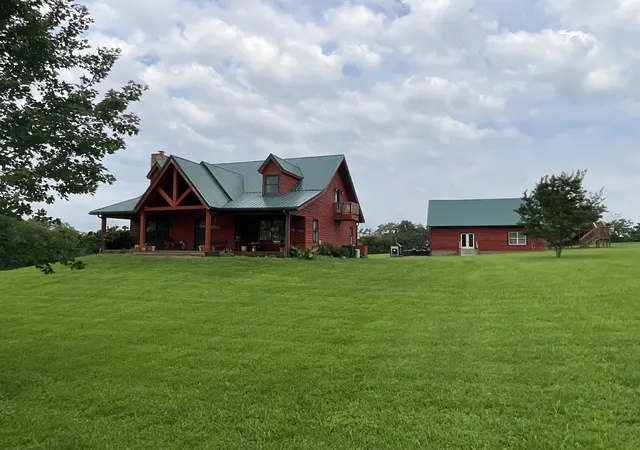 Photo 3 of Single family home for sale at 181 William Whitley Rd, Stanford, KY 40484 | MLS# 26020178 | Listing updated on 2026-09-13