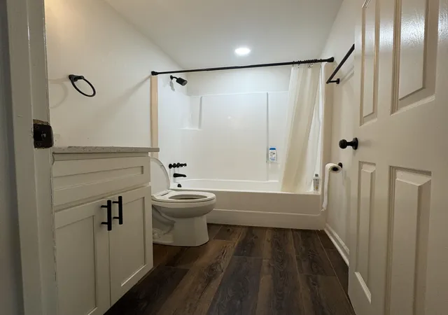 Photo 4 of Single family home for sale at 3317 Fox Tr Rd, Lexington, KY 40515 | MLS# 26020189 | Listing updated on 2026-10-06