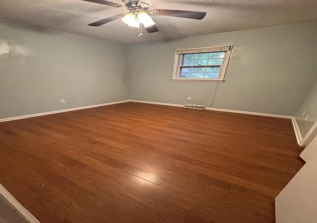 Photo 3 of Single family home for sale at 359 Trimble Rd, Prestonsburg, KY 41653 | MLS# 26020394 | Listing updated on 2026-09-14