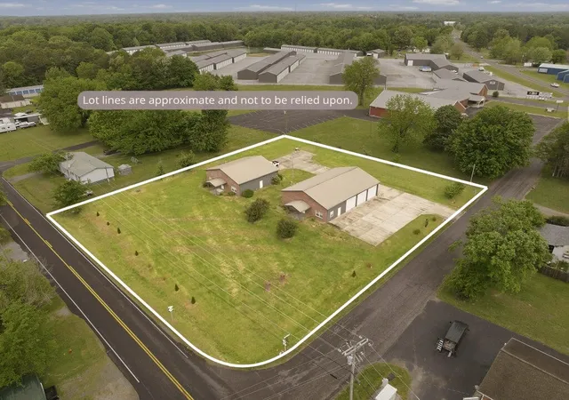 Photo 2 of Single family home for sale at 2331 Benton Briensburg Rd, Benton, KY 42025 | MLS# 26020279 | Listing updated on 2026-07-29