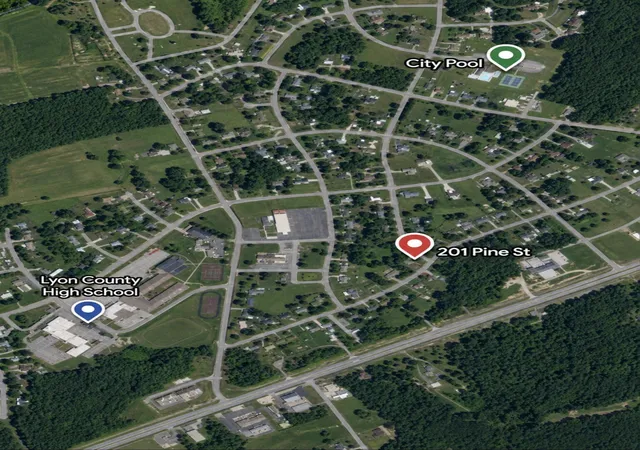 Photo 3 of Single family home for sale at 201 Pine St, Eddyville, KY 42038 | MLS# 26020392 | Listing updated on 2026-09-21