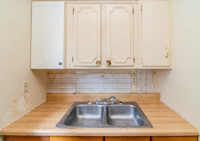 Photo 4 of Single family home for sale at 457 Chestnut St, Lexington, KY 40508 | MLS# 26020508 | Listing updated on 2026-09-04