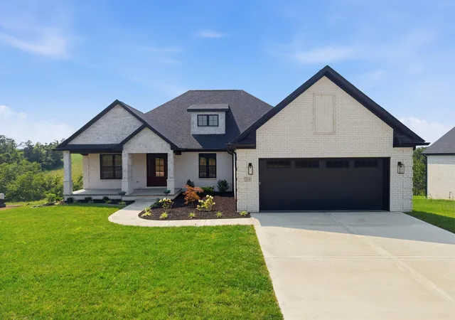 Photo 2 of Single family home for sale at 225 Brandenburg Way, Richmond, KY 40475 | MLS# 26020264 | Listing updated on 2026-09-14