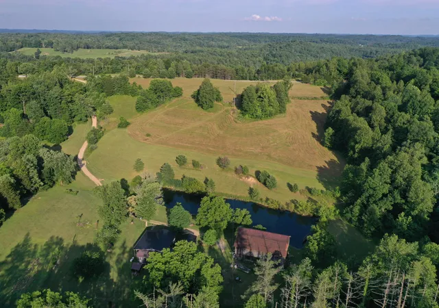 Photo 1 of Single family home for sale at 4749 Highway, Beattyville, KY 41311 | MLS# 26020229 | Listing updated on 2026-08-20