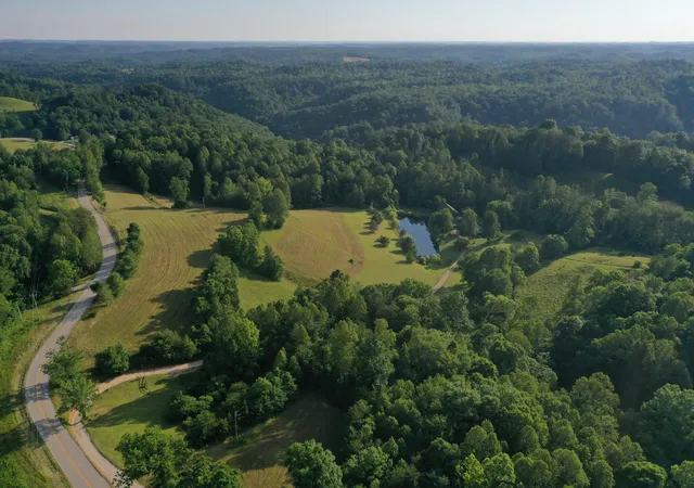 Photo 4 of Single family home for sale at 4749 Highway, Beattyville, KY 41311 | MLS# 26020229 | Listing updated on 2026-08-20