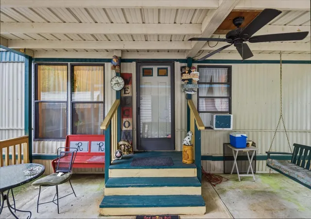 Photo 2 of Single family home for sale at 987 Rockcastle Lakeshore Dr, Cadiz, KY 42211 | MLS# 26020817 | Listing updated on 2026-09-24