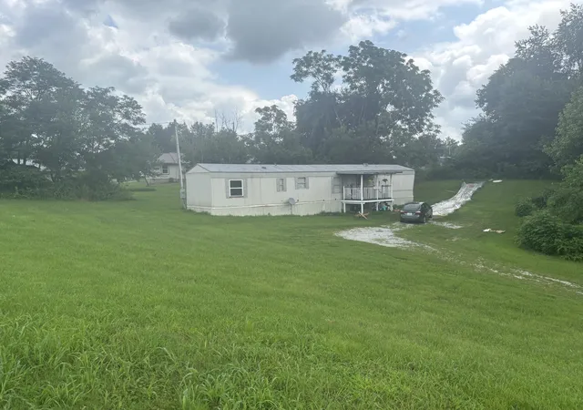 Photo 1 of Sale Pending at 284 Lincoln Ave, Monticello, KY 42633 | MLS# 26020256 | Listing updated on 2026-09-09