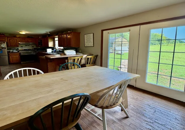 Photo 4 of Single family home for sale at 1325 Beane Rd, Murray, KY 42071 | MLS# 26020257 | Listing updated on 2026-07-29