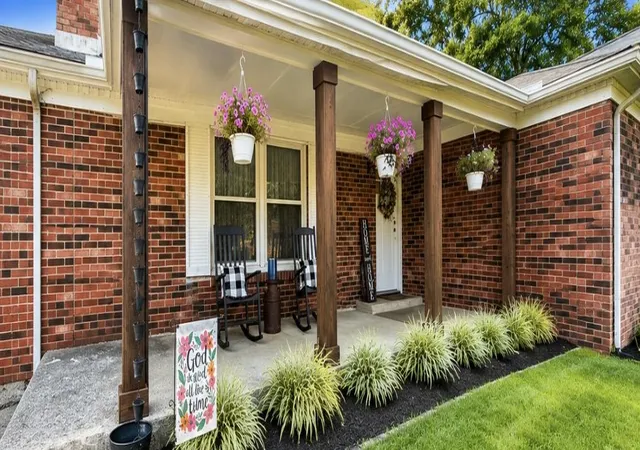 Photo 3 of Sale Pending at 110 Oriole St, Carlisle, KY 40311 | MLS# 26020478 | Listing updated on 2026-09-06
