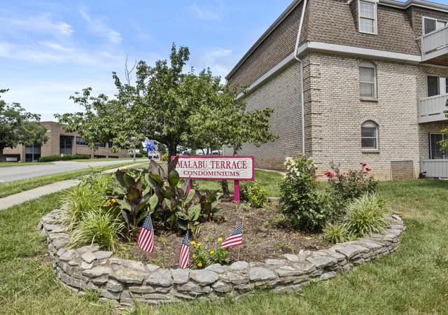 Photo 2 of Condo for sale at 175 Malabu Dr #63, Lexington, KY 40503 | MLS# 26020270 | Listing updated on 2026-09-02