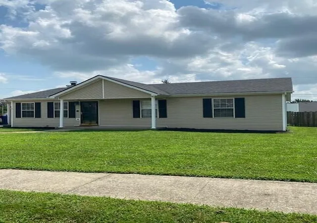 Photo 1 of Single family home for sale at 704 Pinoak Dr, Nicholasville, KY 40356 | MLS# 26020278 | Listing updated on 2026-09-21