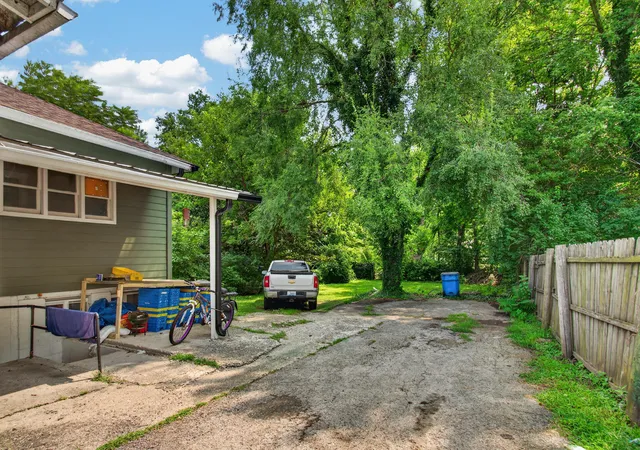 Listing Photo 4 - Condo for sale in building located at 318 Harding St, Danville, KY 40422
