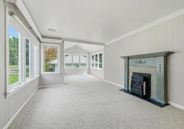 Photo 3 of Single family home for sale at 211 S 13th Street, Murray, KY 42071 | MLS# 26020634 | Listing updated on 2026-09-10