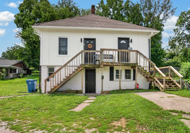 Photo 1 of Multi family home for sale at 410 Earl St, Danville, KY 40422 | MLS# 26020647 | Listing updated on 2026-08-30