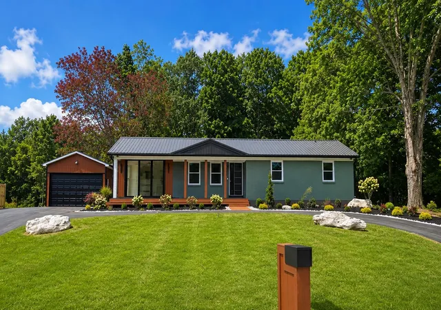 Photo 2 of Single family home for sale at 4462 Kennedy Brg Rd, Lancaster, KY 40444 | MLS# 26020295 | Listing updated on 2026-09-14