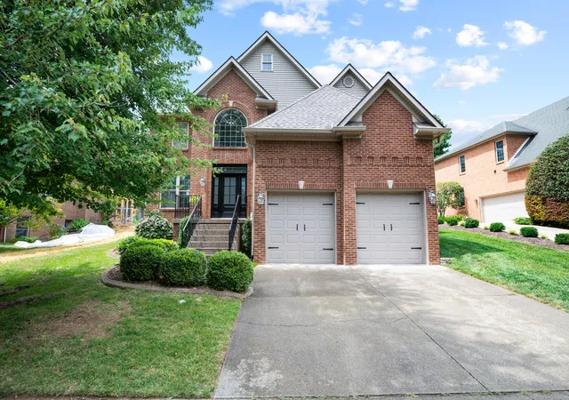 Photo 1 of Single family home for sale at 2509 Sungale Ct, Lexington, KY 40513 | MLS# 26021760 | Listing updated on 2026-09-02