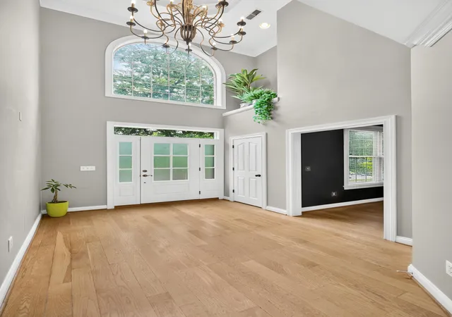 Photo 2 of Single family home for sale at 2509 Sungale Ct, Lexington, KY 40513 | MLS# 26021760 | Listing updated on 2026-09-02