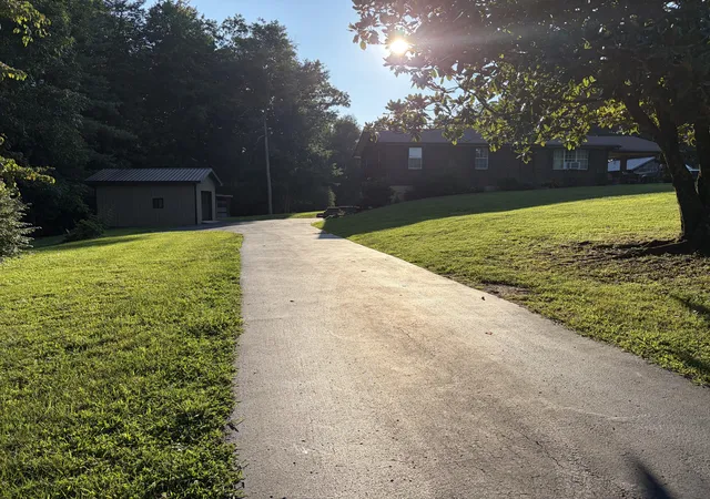 Photo 2 of Single family home for sale at 4221 Tarr Ridge Rd, Frenchburg, KY 40322 | MLS# 26020684 | Listing updated on 2026-09-04