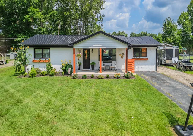 Photo 1 of Sale Pending at 108 Airwood Dr, Stanton, KY 40380 | MLS# 26020473 | Listing updated on 2026-09-04