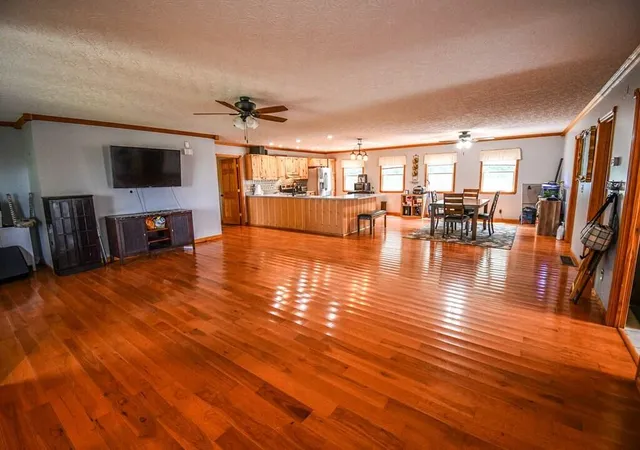 Photo 3 of Single family home for sale at 15 Hope Hl Rd, Flemingsburg, KY 41041 | MLS# 26020304 | Listing updated on 2026-08-03