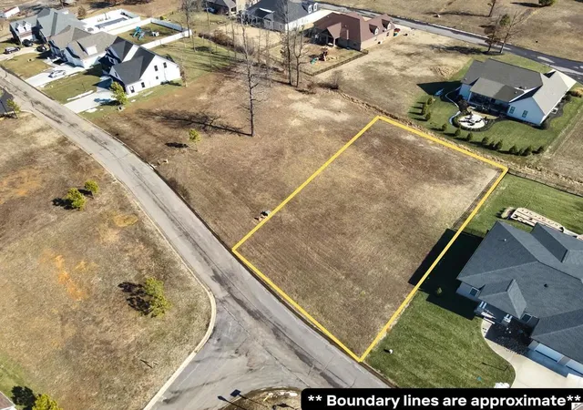 Land for sale at 130 Overlook Dr, Paducah, KY 42003 | MLS# 26020552