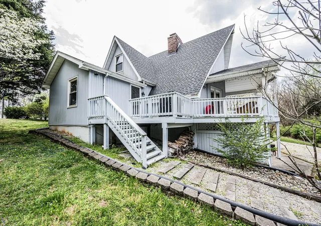 Photo 1 of Single family home for sale at 273 Shady Acres Rd, Lucas, KY 42156 | MLS# 26020339 | Listing updated on 2026-10-16