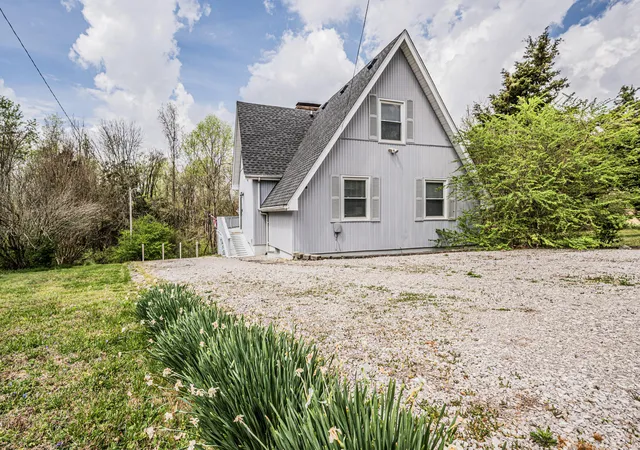 Photo 2 of Single family home for sale at 273 Shady Acres Rd, Lucas, KY 42156 | MLS# 26020339 | Listing updated on 2026-10-16